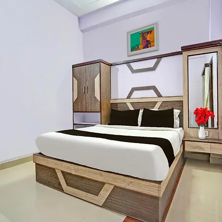 Hotel Golden Bard